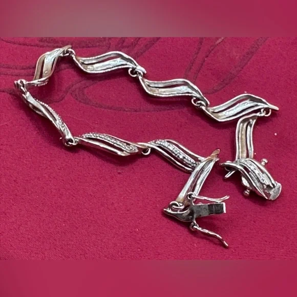 Real natural diamond on sterling silver 7.5” Kay jeweler bracelet - Picture 8 of 17